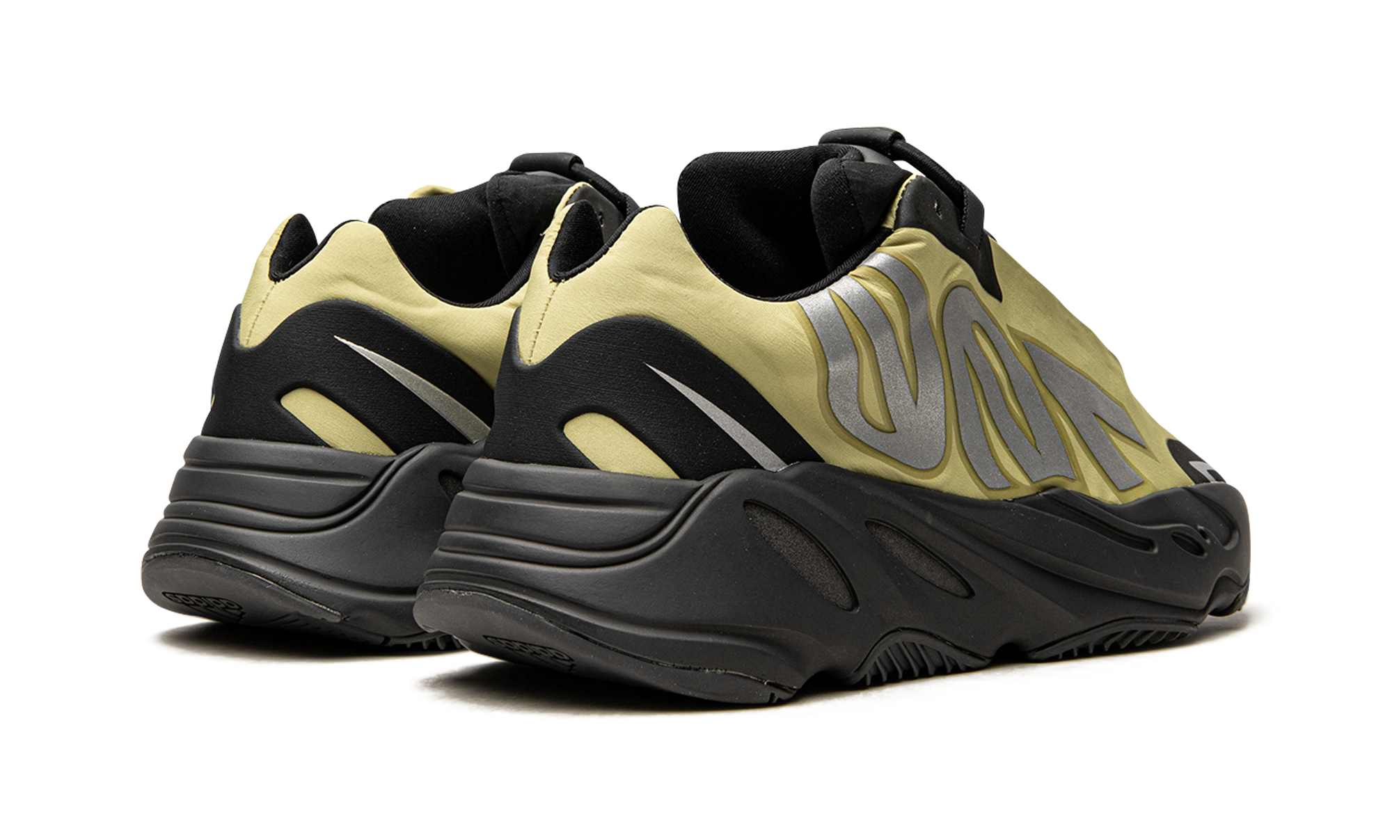 Yeezy 700 Mnvn "Resin" GW9525