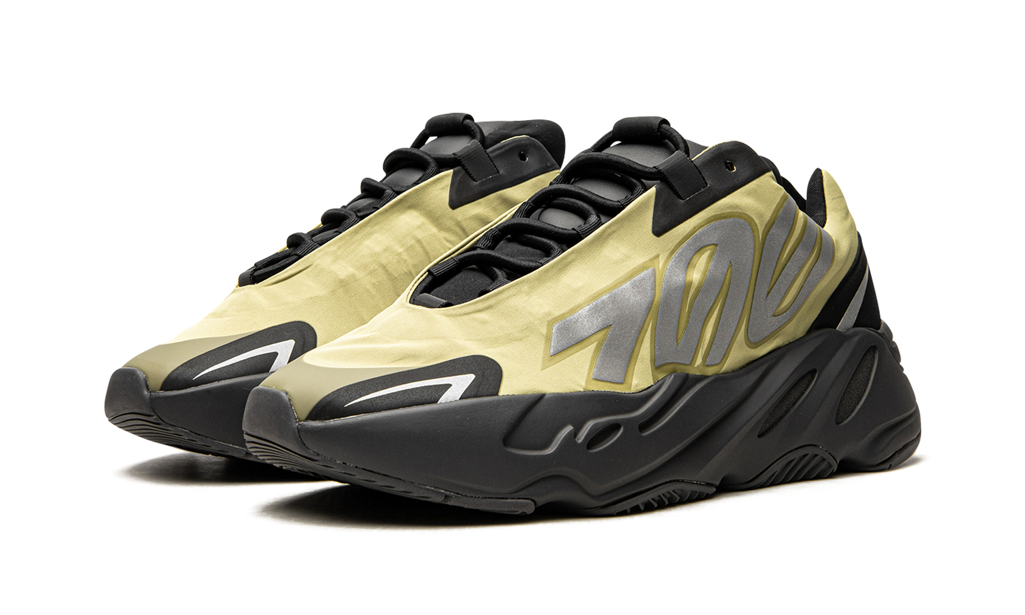 Yeezy 700 Mnvn "Resin" GW9525