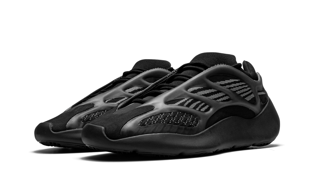 Yeezy 700 V3 "Alvah"