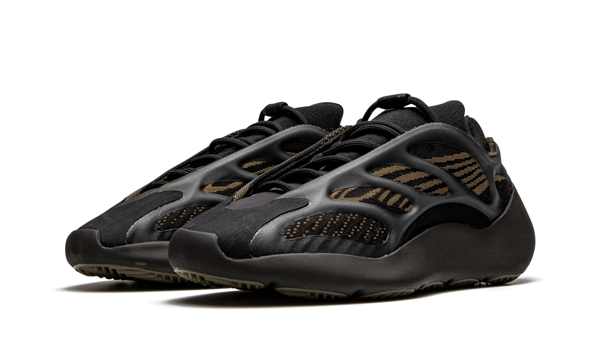 Yeezy 700 V3 "Clay brown" GY0189