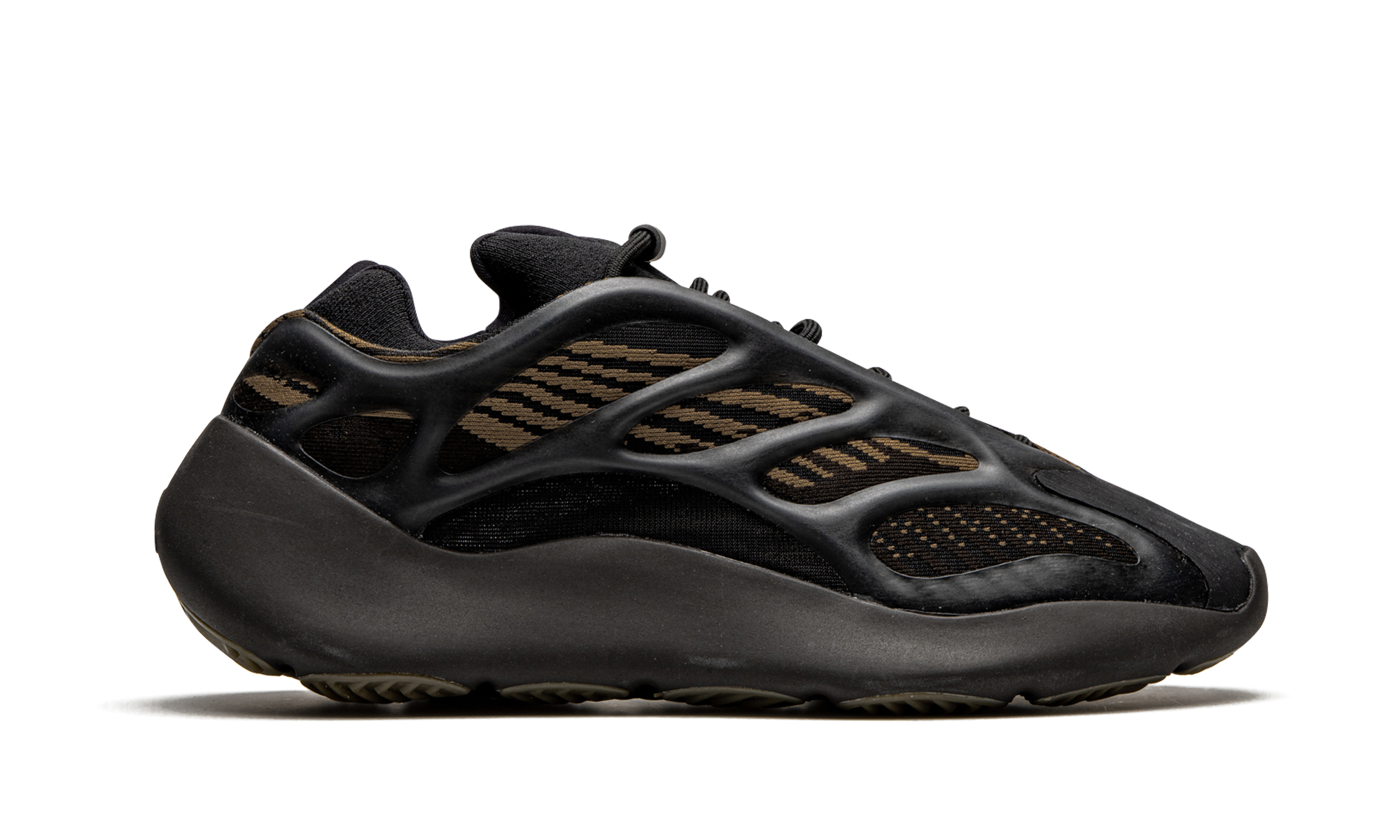 Yeezy 700 V3 "Clay brown" GY0189