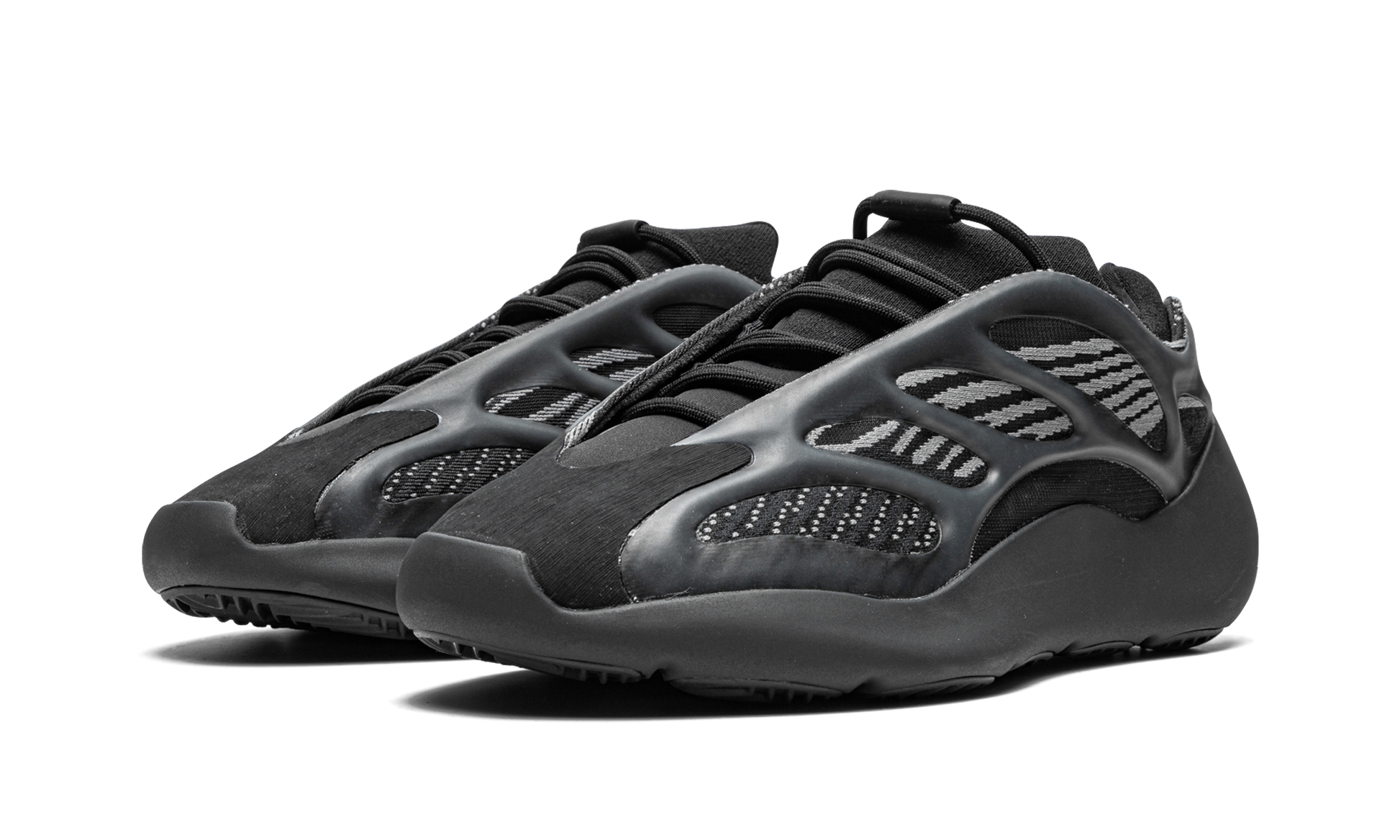 Yeezy 700 V3 "Dark glow" GX6144