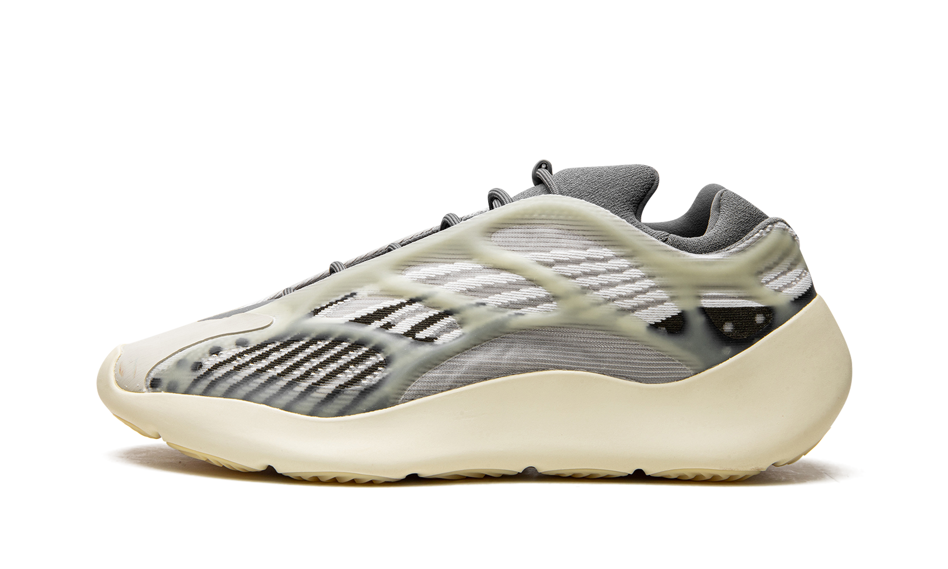 Yeezy 700 V3 "Fade salt" ID1674