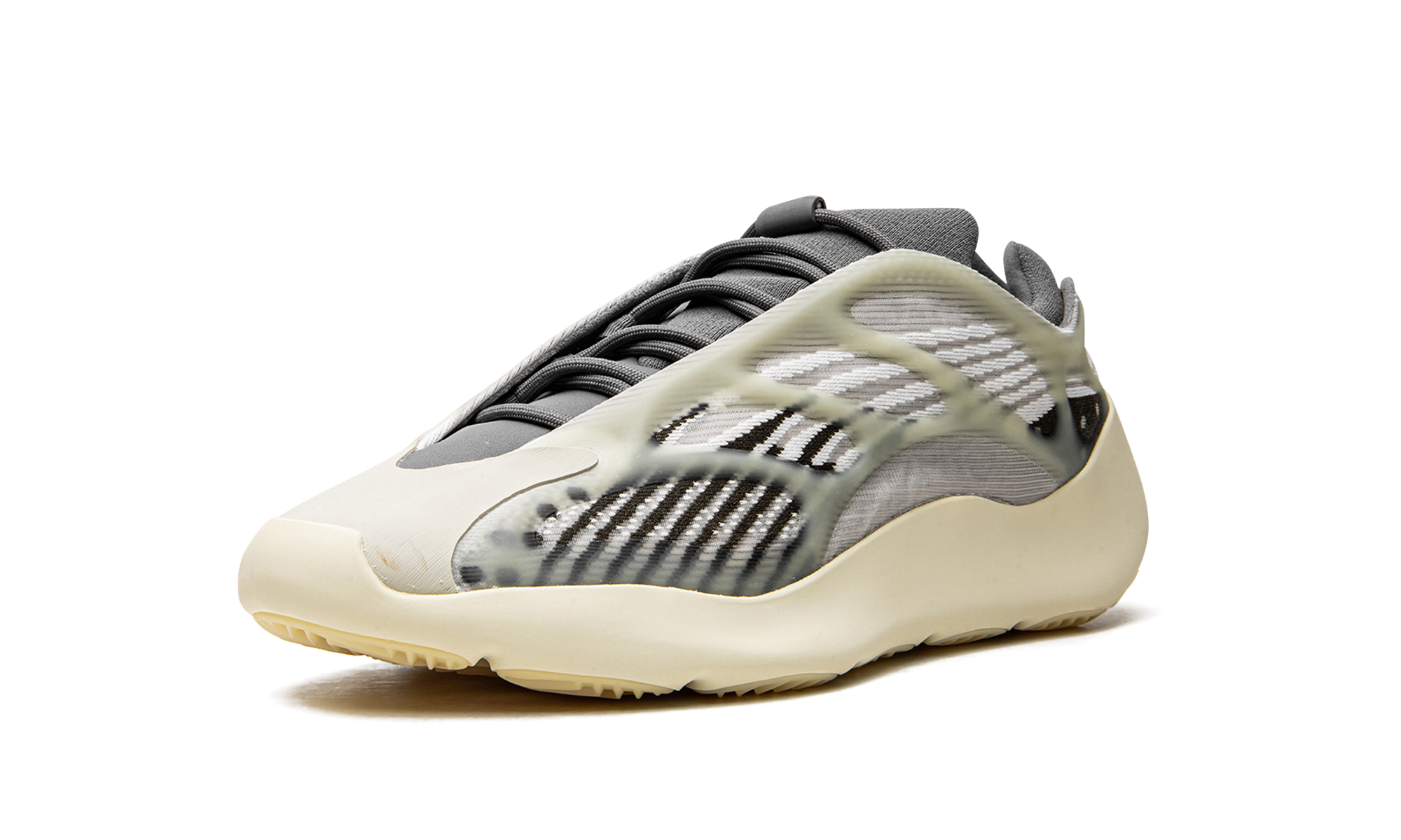 Yeezy 700 V3 "Fade salt" ID1674