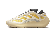Yeezy 700 V3 "Safflower" G54853