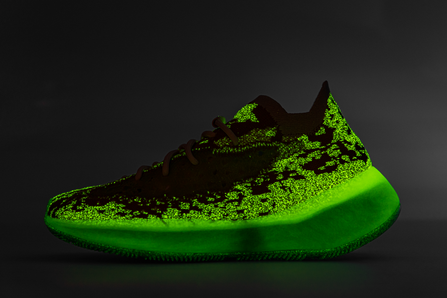 Yeezy Boost 380 "Hylte glow" FZ4994