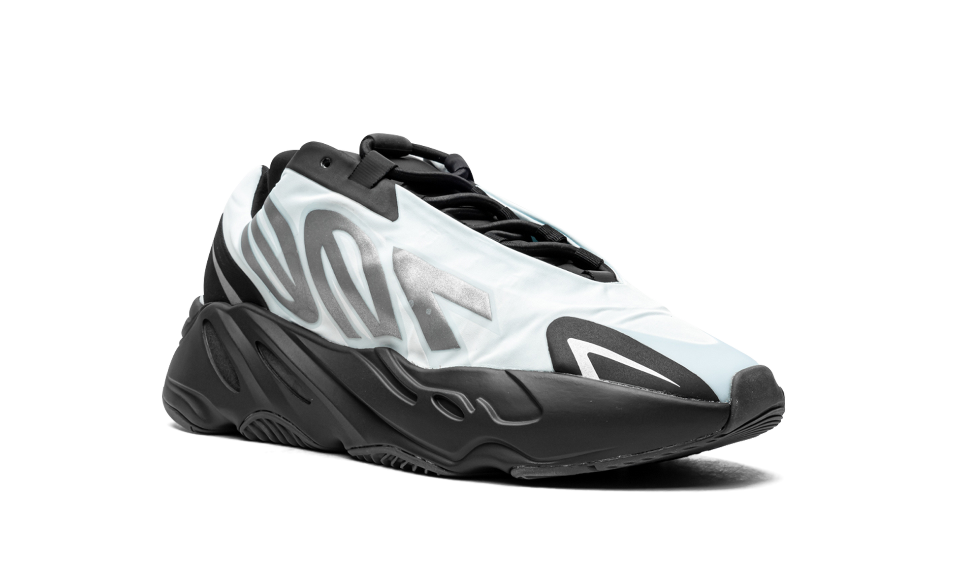 Yeezy Boost 700 Mnvn "Blue tint" GZ0711