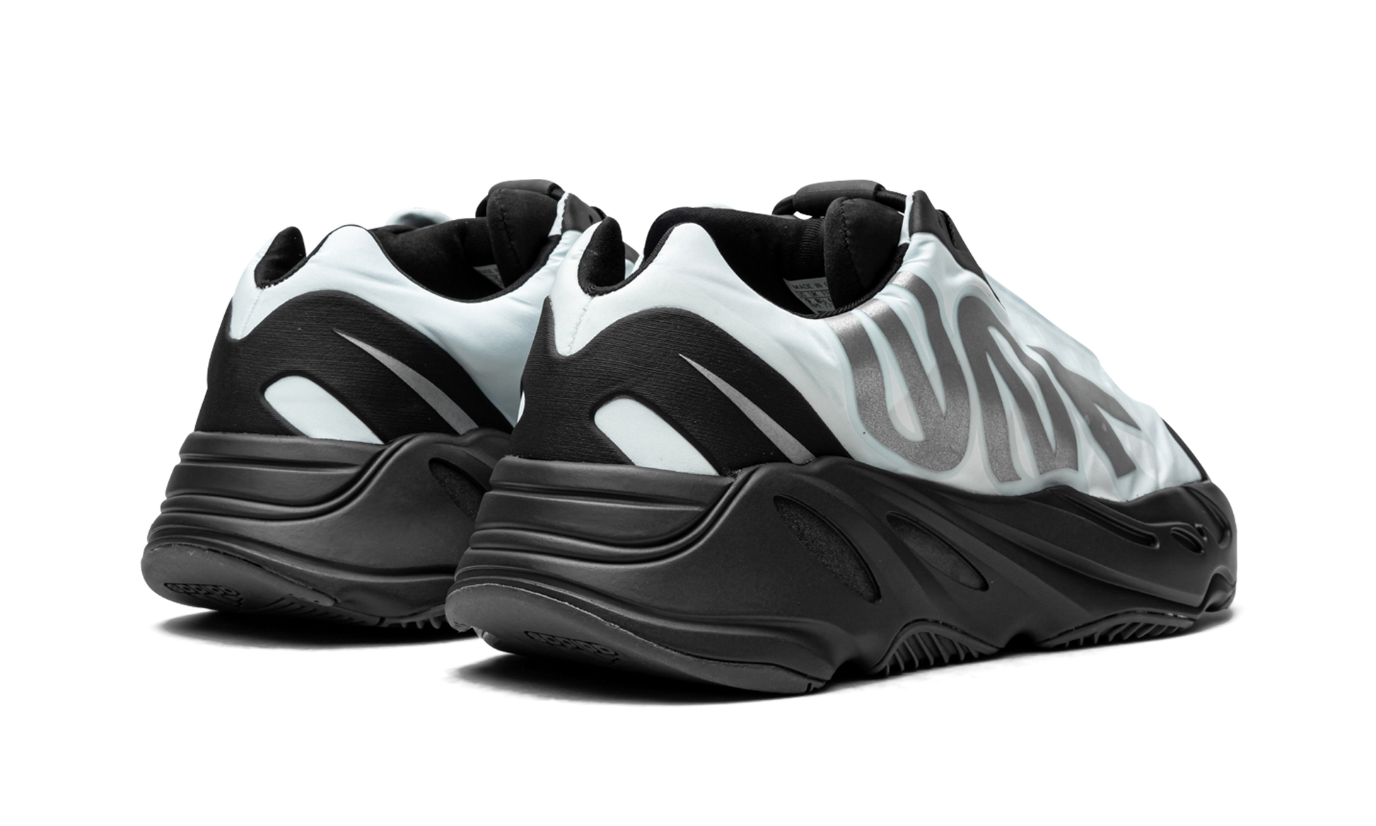 Yeezy Boost 700 Mnvn "Blue tint" GZ0711