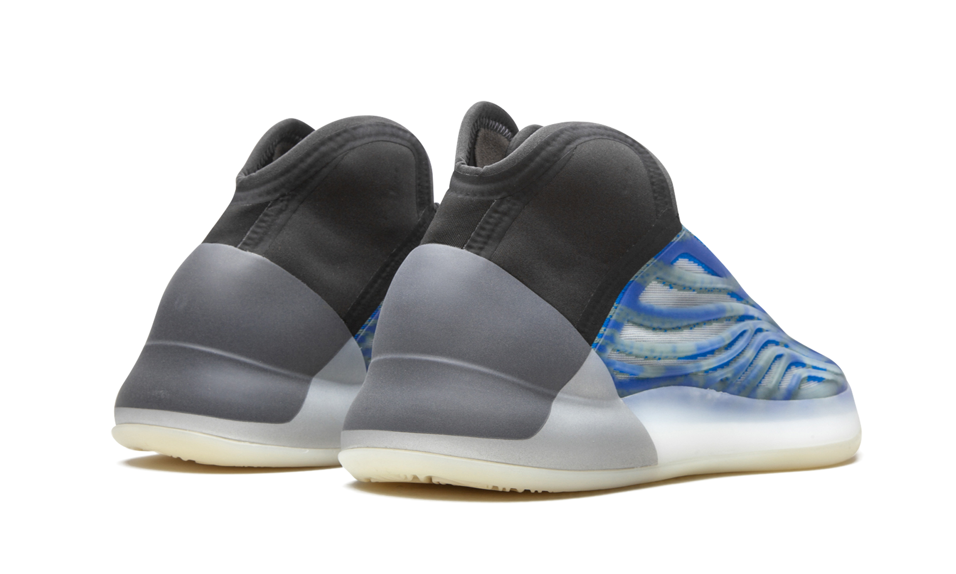 Yeezy Qntm "Frozen blue" GZ8872
