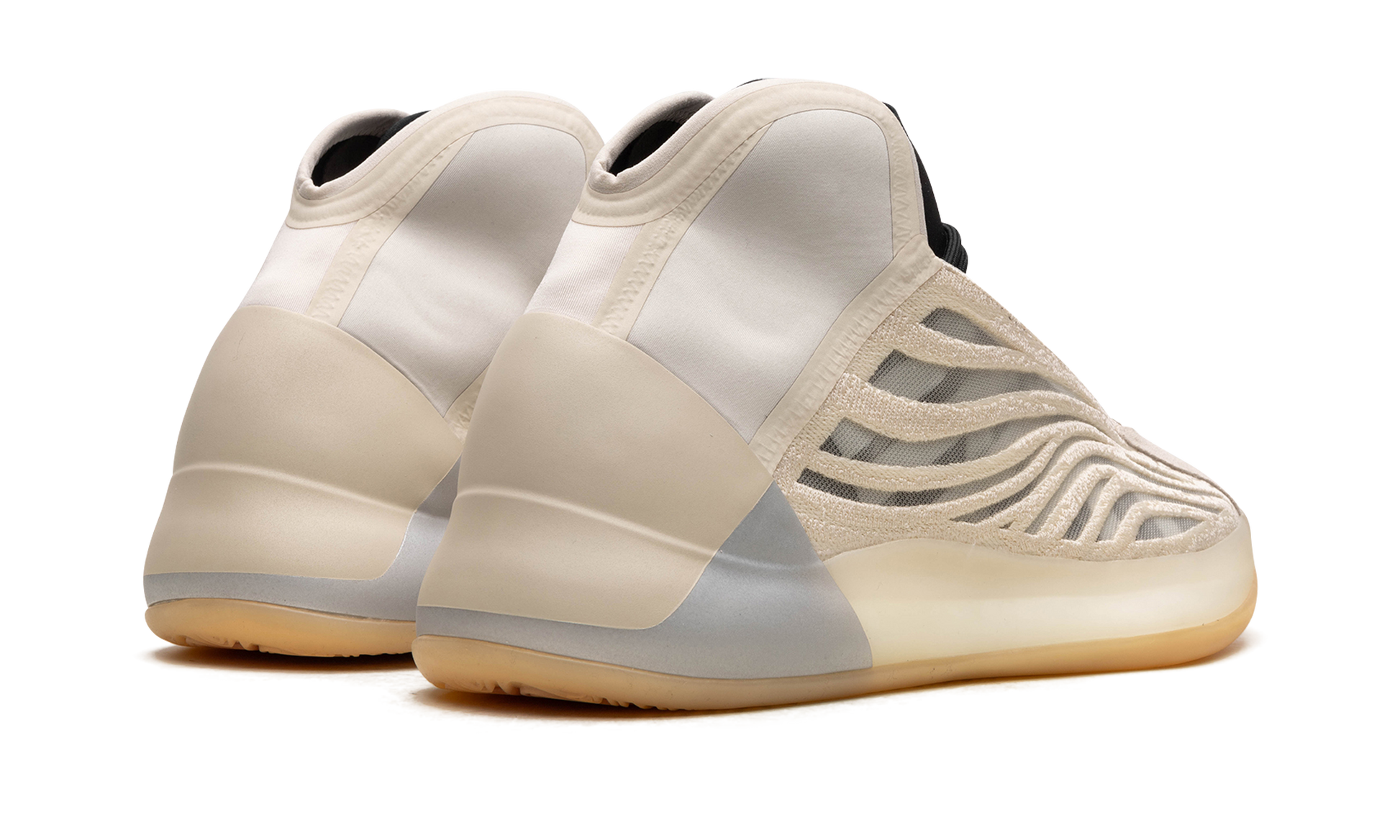 Yeezy Quantum "Cream" HQ2085