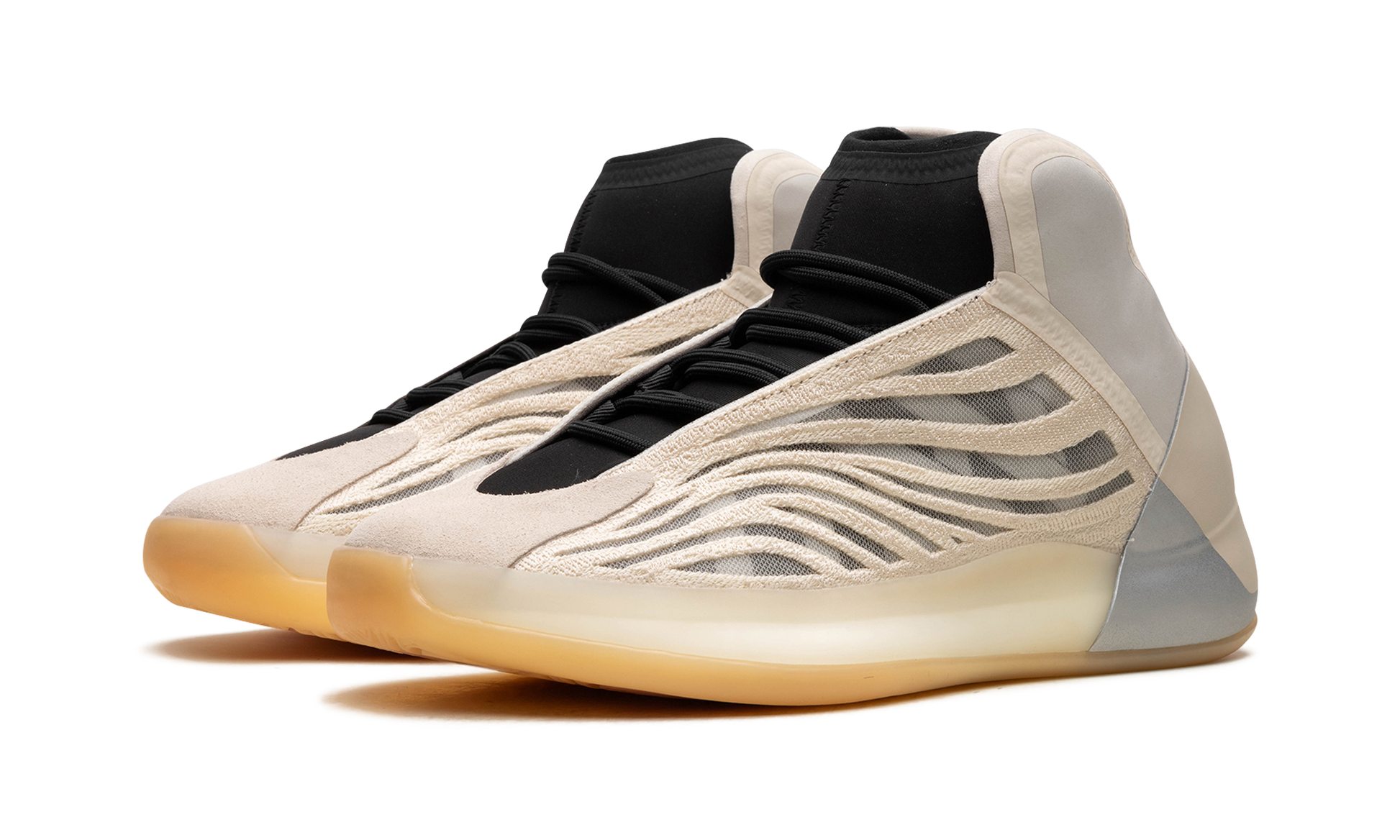 Yeezy Quantum "Cream" HQ2085