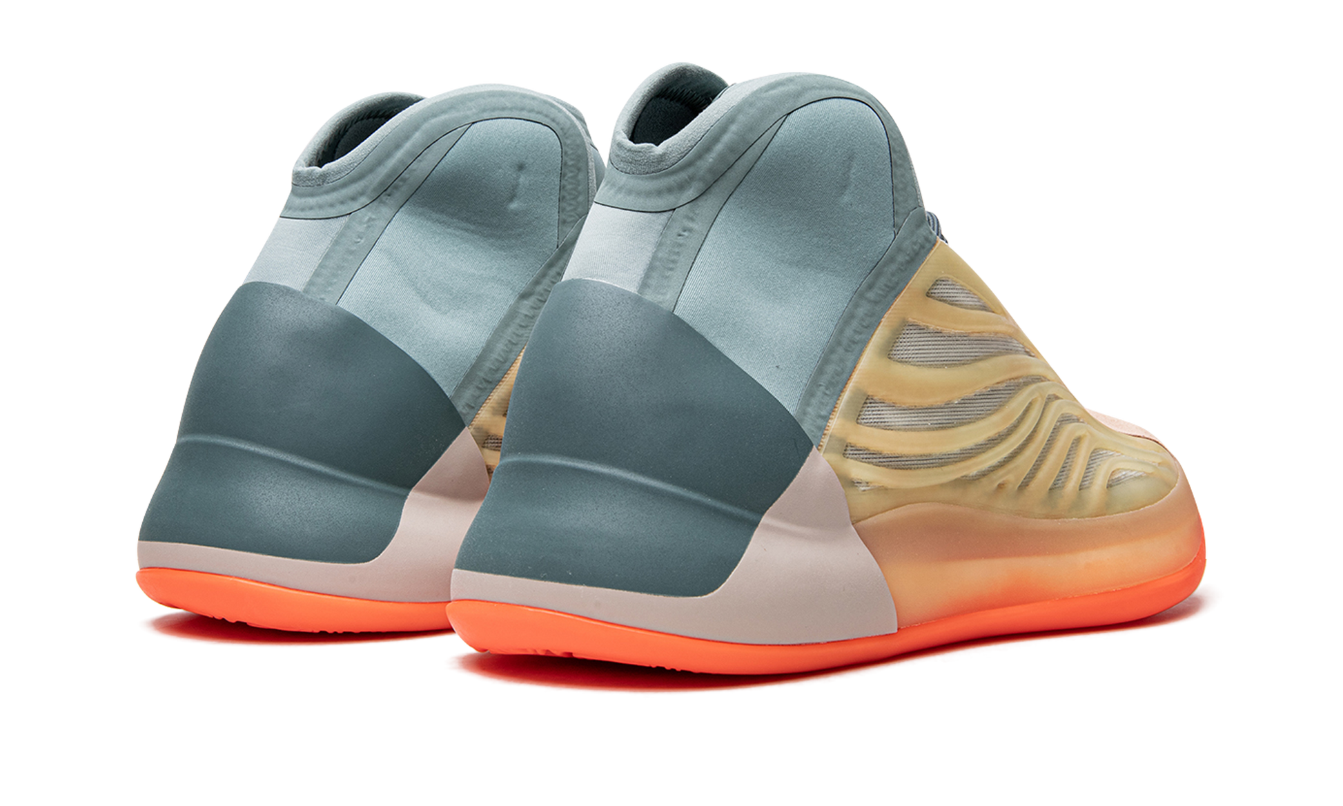 Yeezy Quantum "Hi-res coral" HP6595