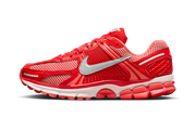 Zoom Vomero 5 Prm "University red metallic silver" FN6833 657