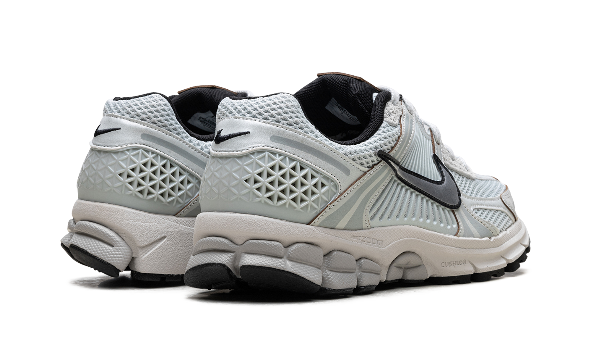 Zoom Vomero 5 Women "Light silver chrome" FN6742 001