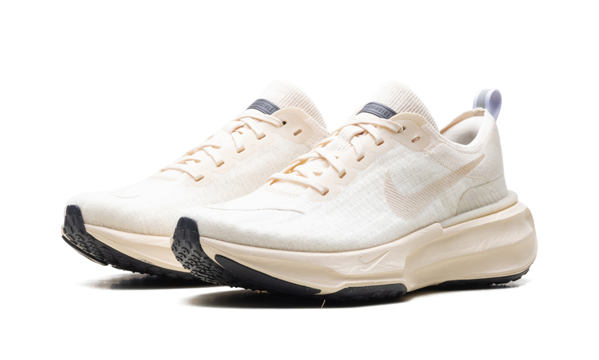 Zoomx Invincible Run 3 "Light cream" DR2615 200