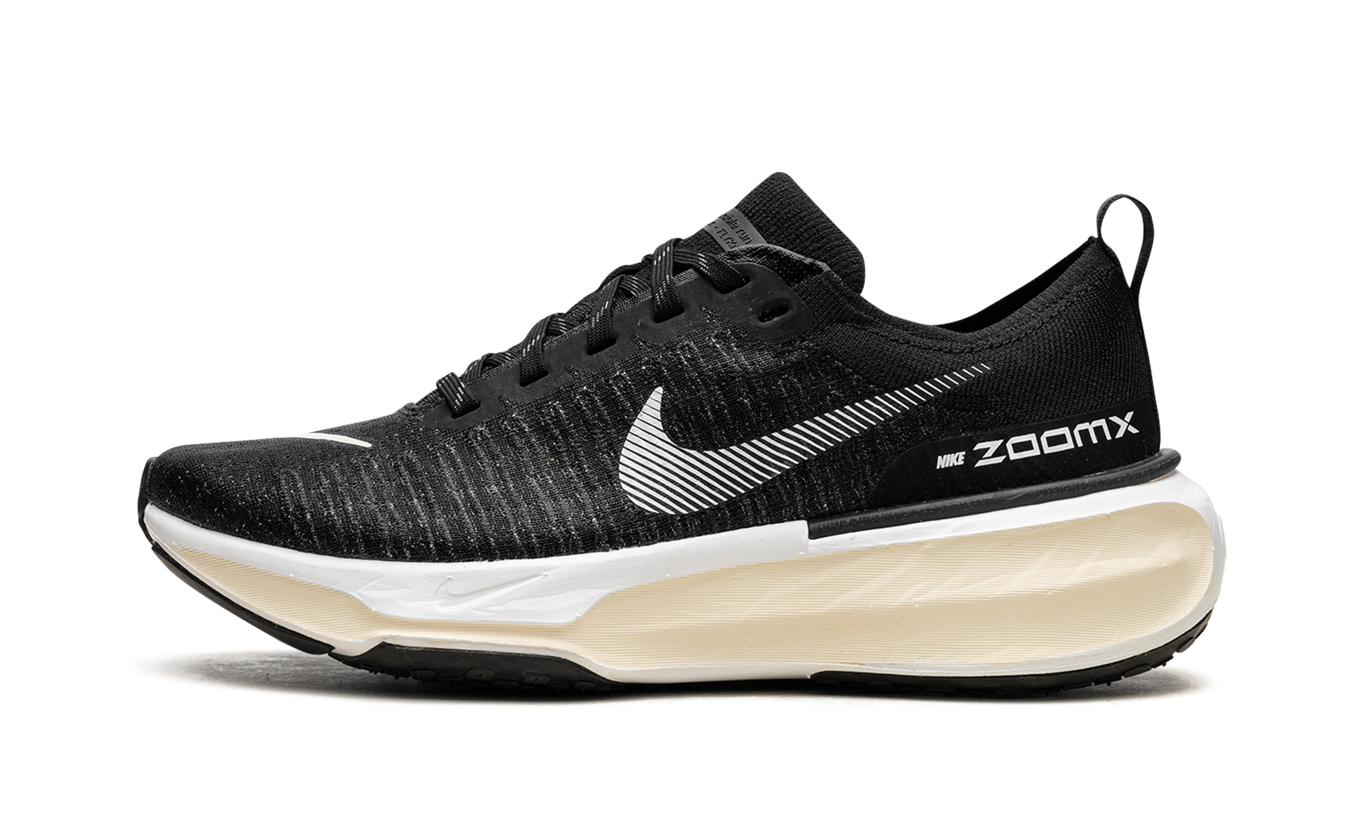 Zoomx Invincible Run 3 Women "Black white" DR2660 001